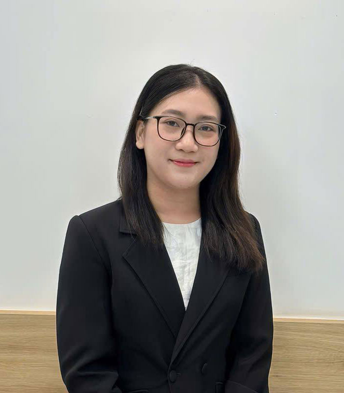 Ms. KIM THỊ PHOLINE
