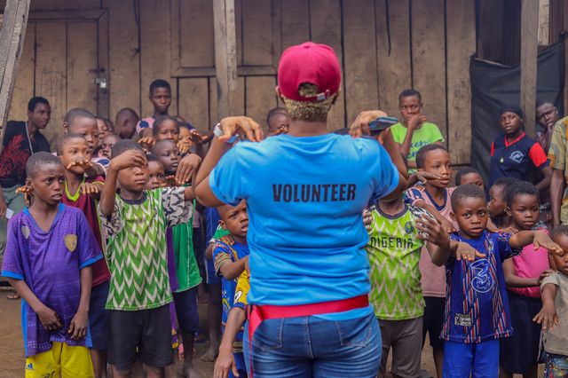 pexels-lagosfoodbank-9090746